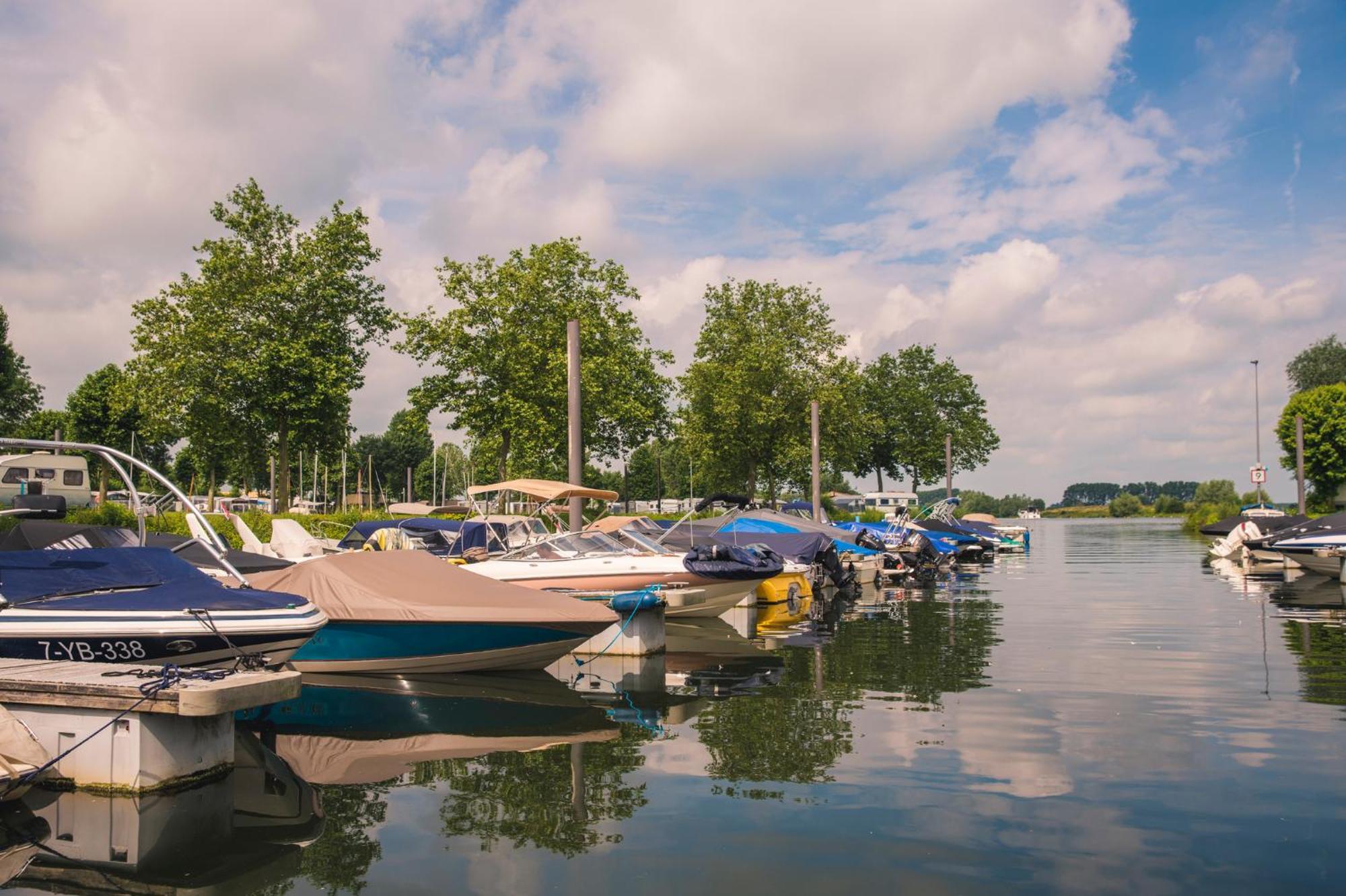 Marinapark Bad Nederrijn Hotel Maurik Kültér fotó