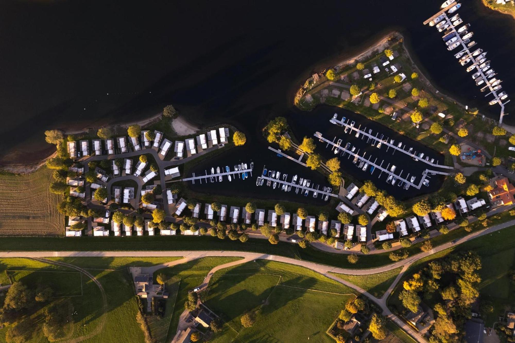 Marinapark Bad Nederrijn Hotel Maurik Kültér fotó
