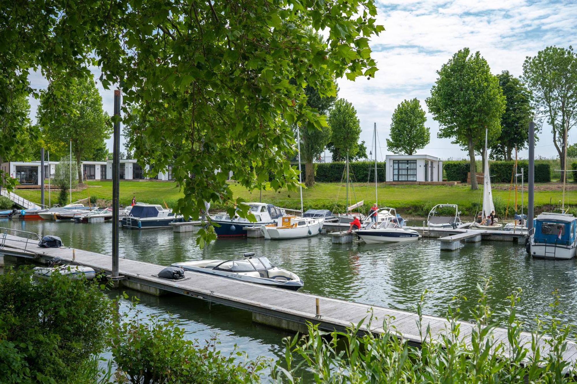 Marinapark Bad Nederrijn Hotel Maurik Kültér fotó