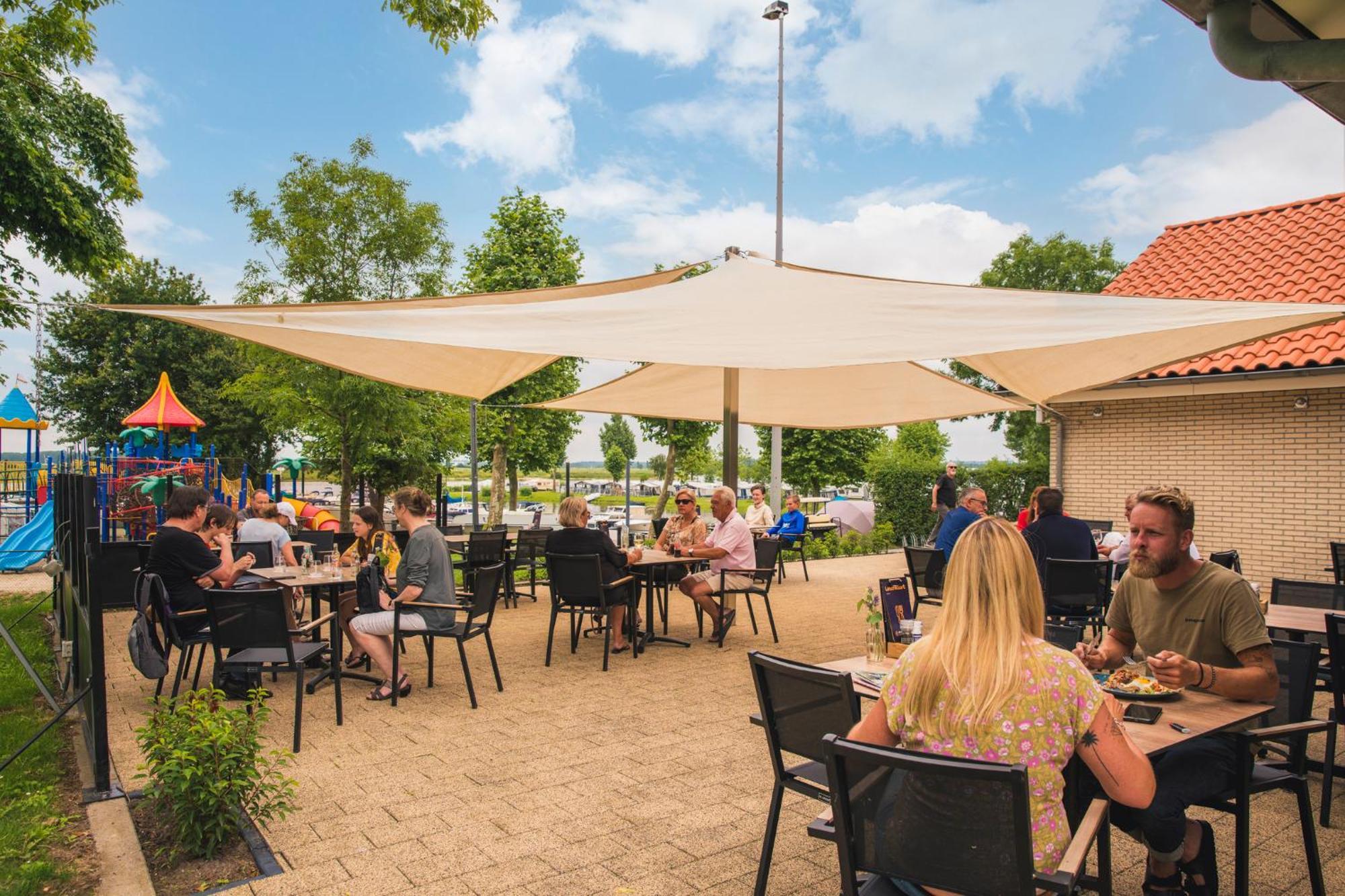 Marinapark Bad Nederrijn Hotel Maurik Kültér fotó