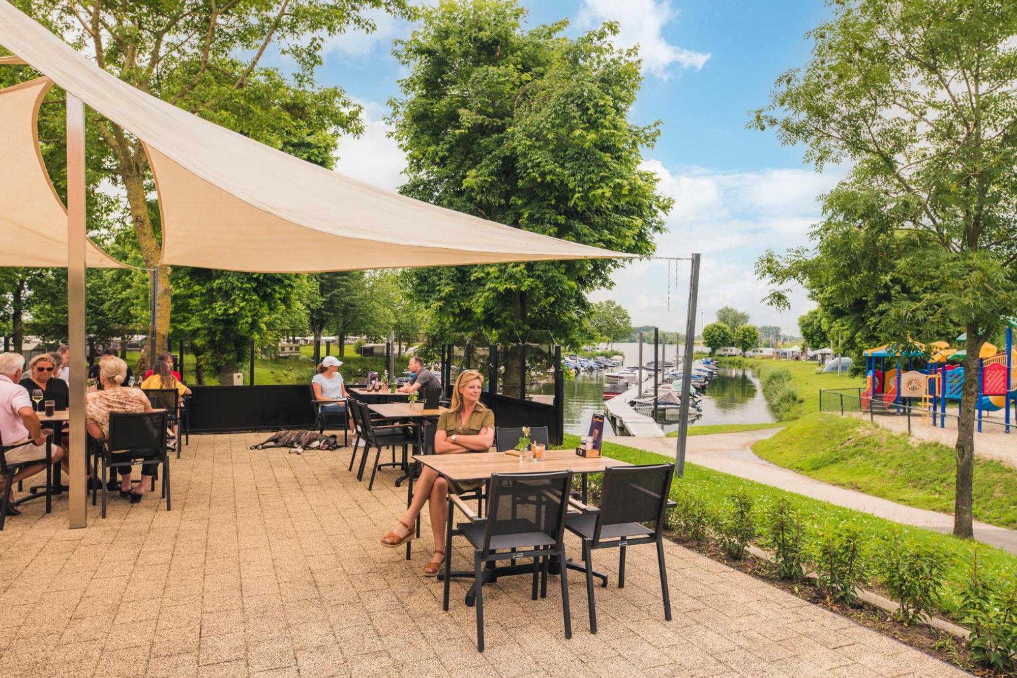 Marinapark Bad Nederrijn Hotel Maurik Kültér fotó