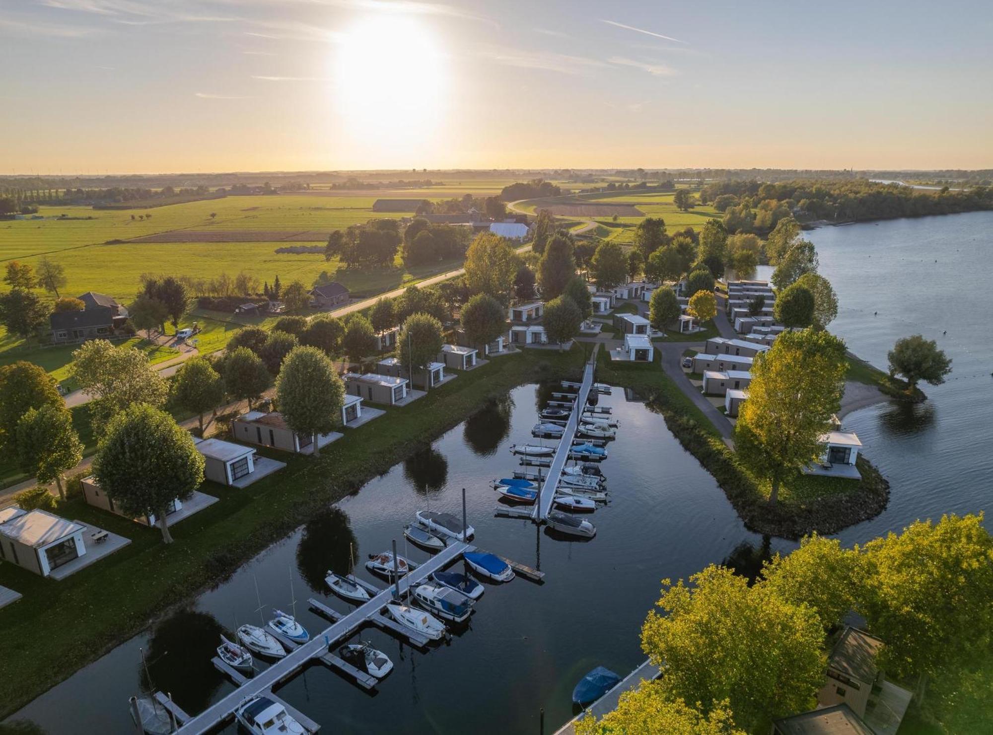 Marinapark Bad Nederrijn Hotel Maurik Kültér fotó