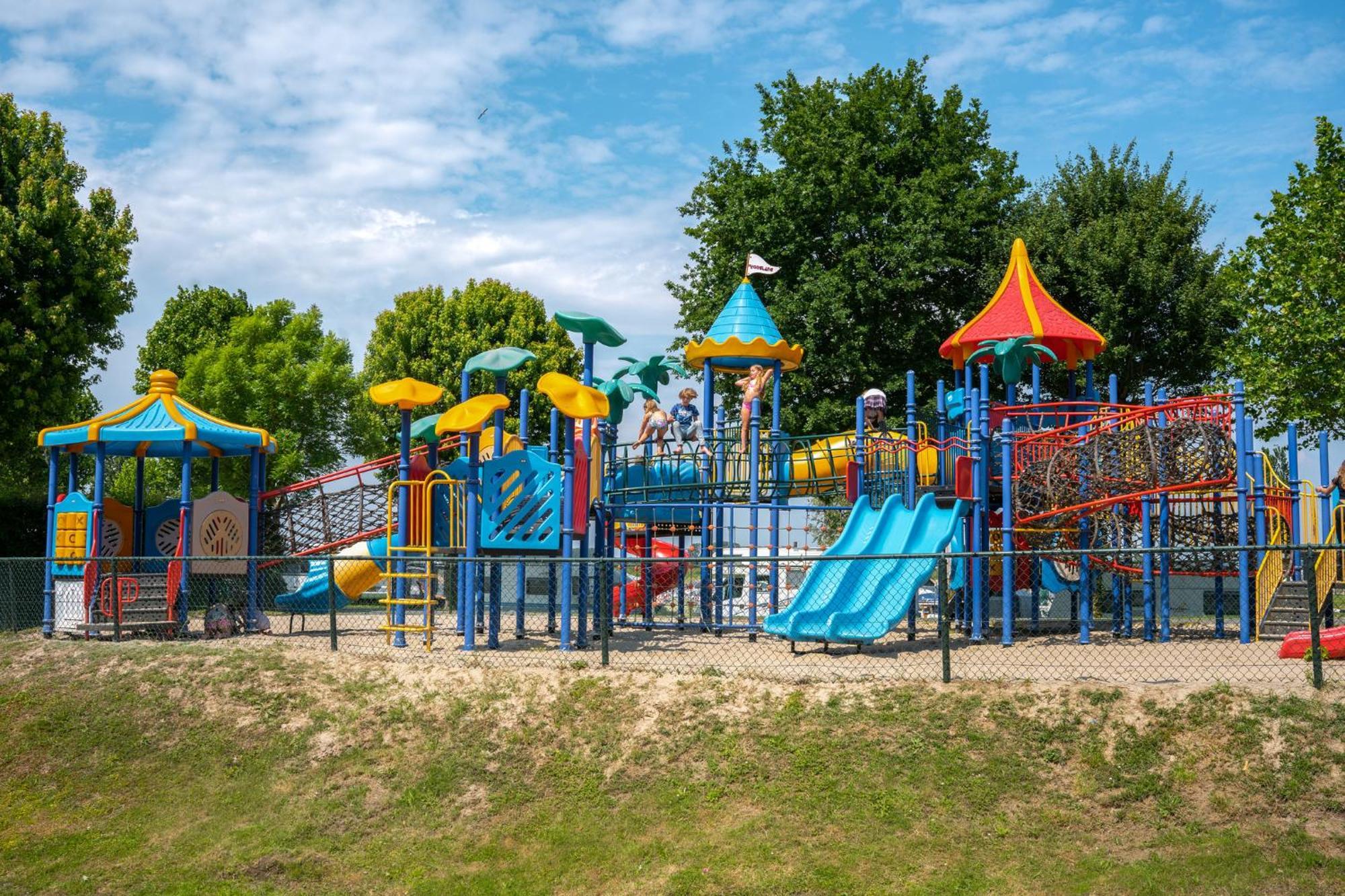 Marinapark Bad Nederrijn Hotel Maurik Kültér fotó